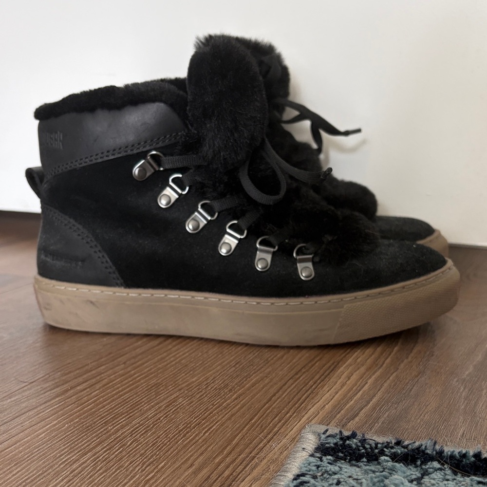 Cougar Daniel Winter Waterproof Women’s Sneaker | Size 9